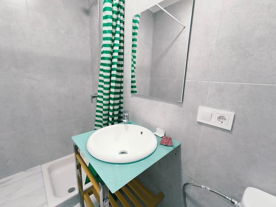 Apartamentos Carrillo 7 ซานตาครูซ เด เตเนริเฟ ภายนอก รูปภาพ